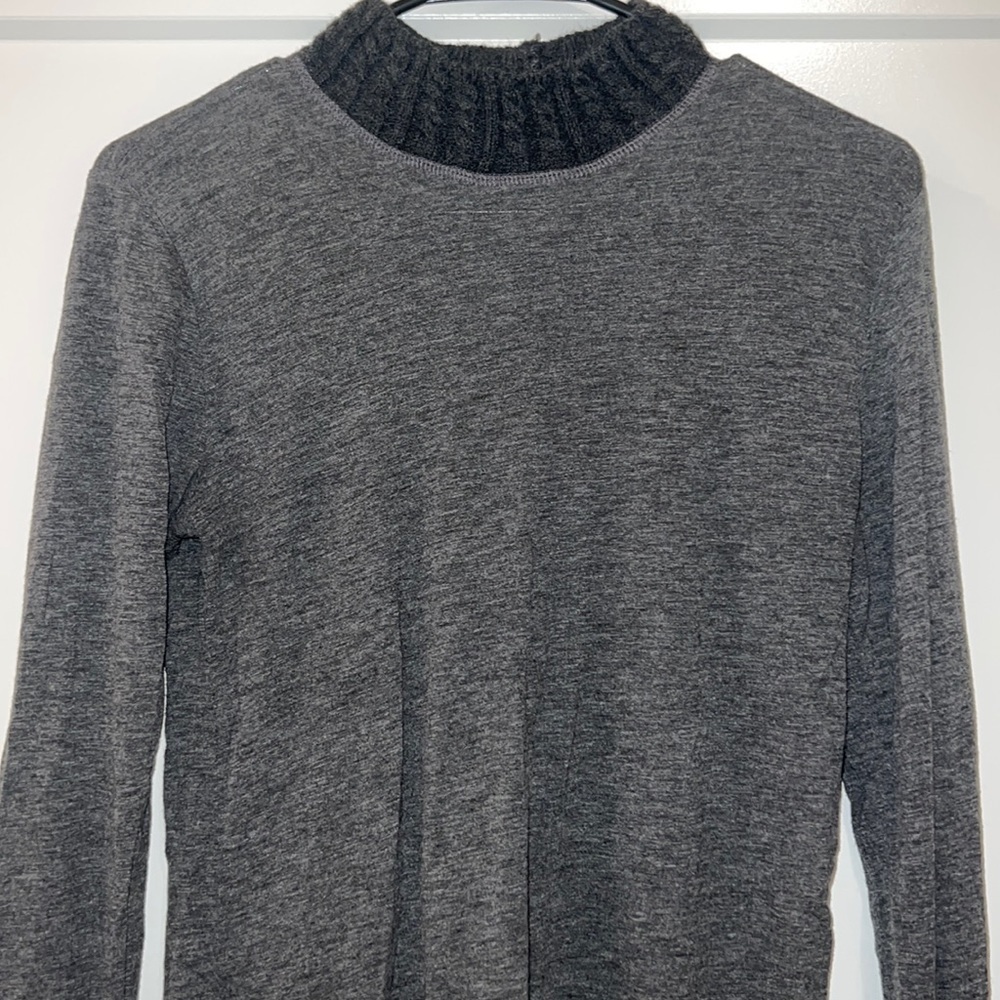 ZARA thin top with neck detailing (size M)